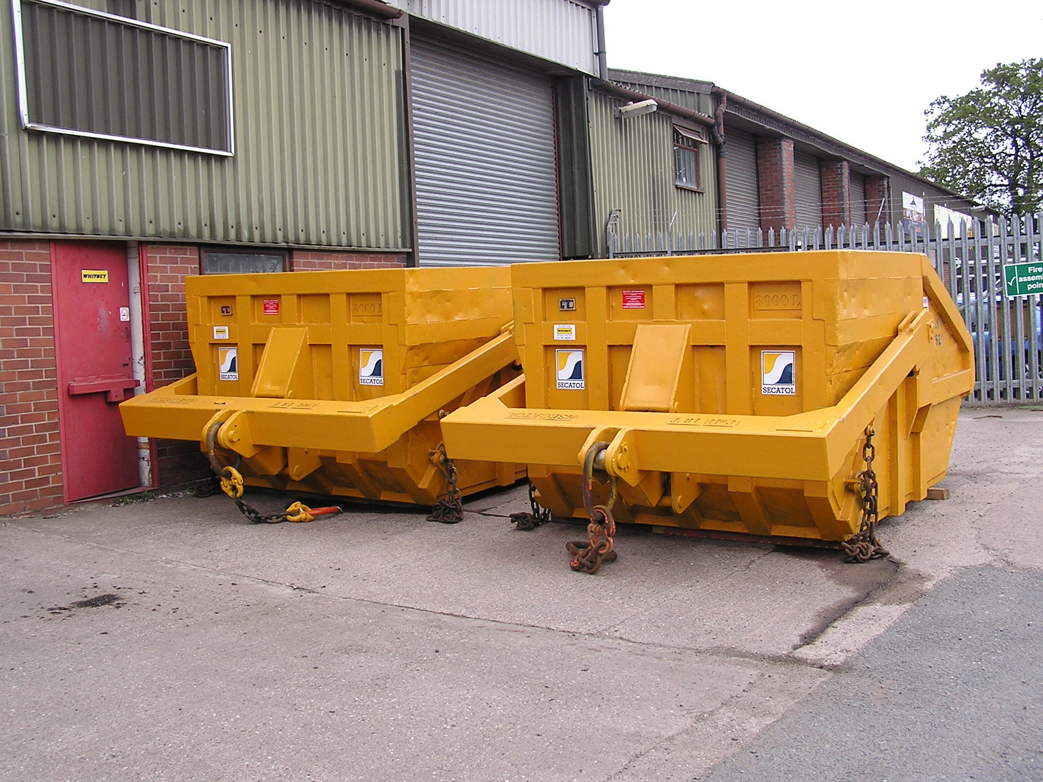 Large capacity Boat Skips for hire