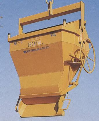 SBC VOL ROLLOVER CONCRETE SKIP Image