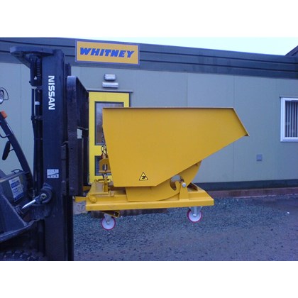 Auto Locking Forklift Tipping Skip Image of Auto Locking Forklift Tipping Skip - 5