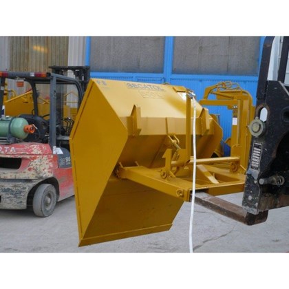 Fork Mounted Scoop Image of Fork Mounted Scoop - 2